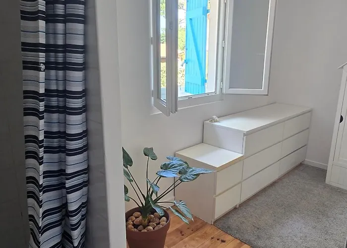 Maison Avec Piscine Proche Ocean 度假居 *